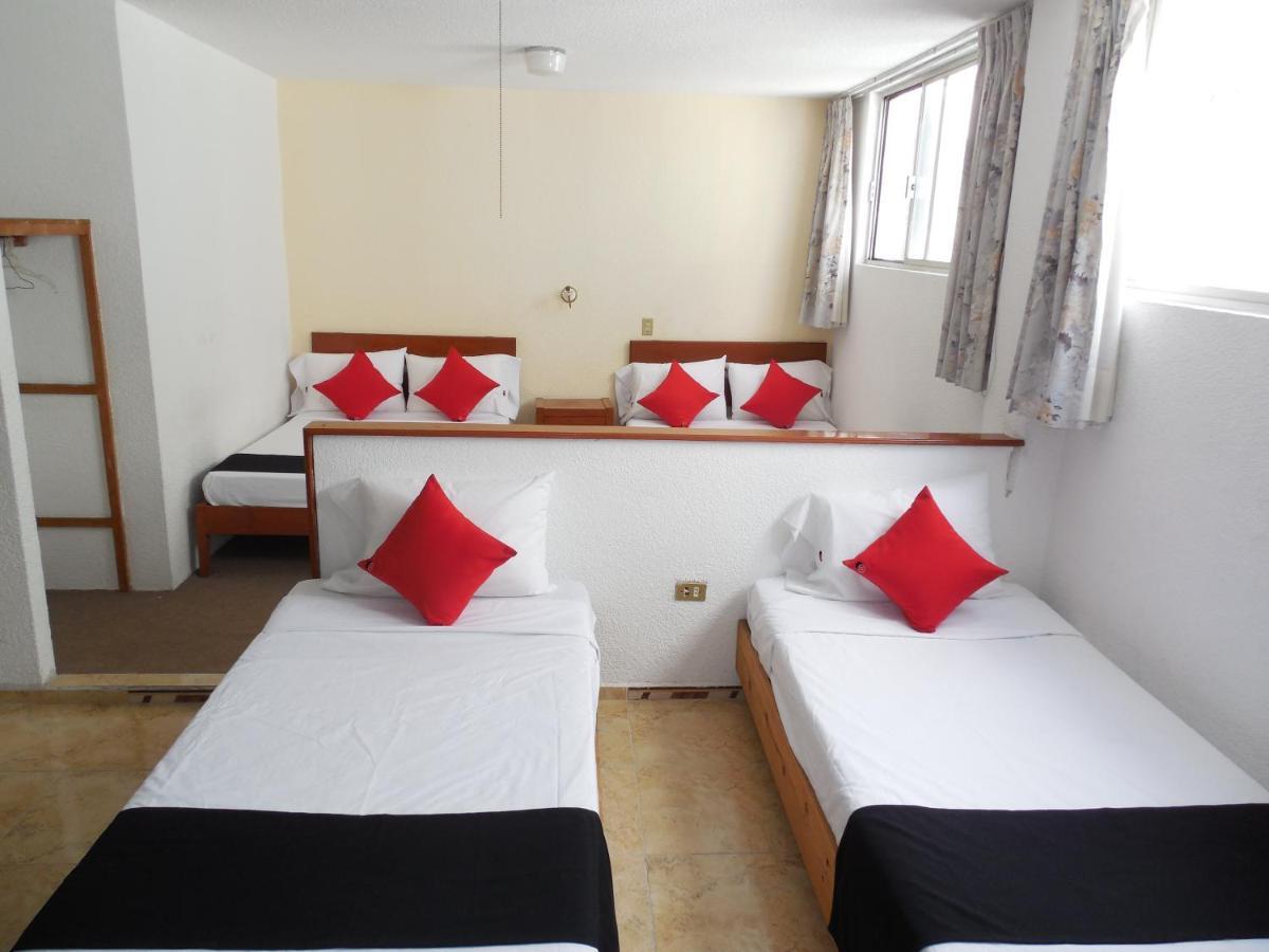 Oyo Hotel Italia Агуаскальентес Экстерьер фото